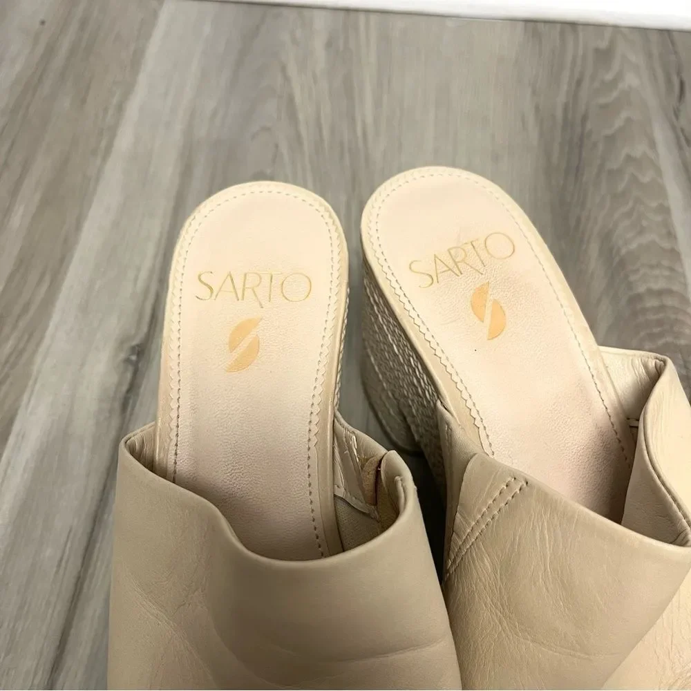 Sarto by Franco Sarto Sandals Women's 8.5 Coco‎ Leather Slip-On Platform Heels